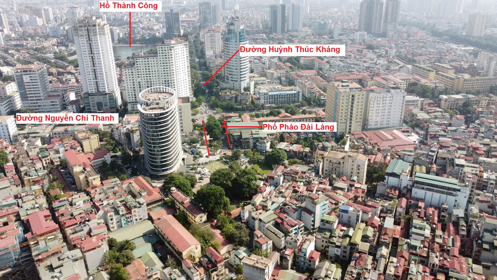 Đoạn từ trường Alfred Nobel School ra nút giao Huỳnh Thúc Kháng - Nguyễn Chí Thanh vẫn đang trong quá trình GPMB. Đoạn từ trường Alfred Nobel School ra nút giao Huỳnh Thúc Kháng - Nguyễn Chí Thanh vẫn đang trong quá trình GPMB.