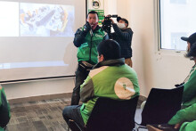 Đối thoại Grab - tài xế: Giữ nguyên chiết khấu cũ?