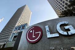 Reuters: LG liên tiếp thua lỗ mảng di động