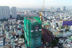 Central cất nóc dự án Căn hộ cao cấp Saigon Asiana