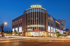 VCSC: Lợi nhuận ròng của Vincom Retail dự báo đạt 3.000 tỉ đồng trong năm 2021