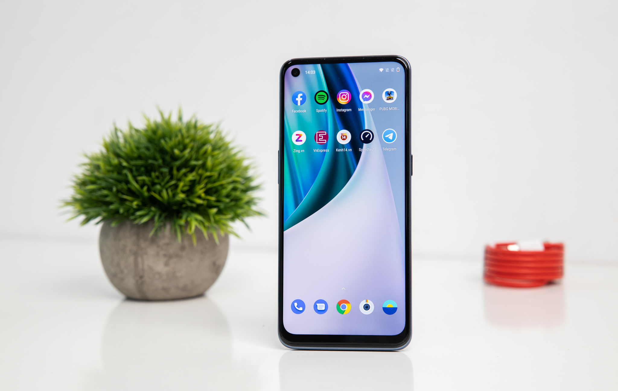OnePlus Nord N10 5G khiến thị trường điện thoại tháng 12 thêm nóng - Ảnh 6.