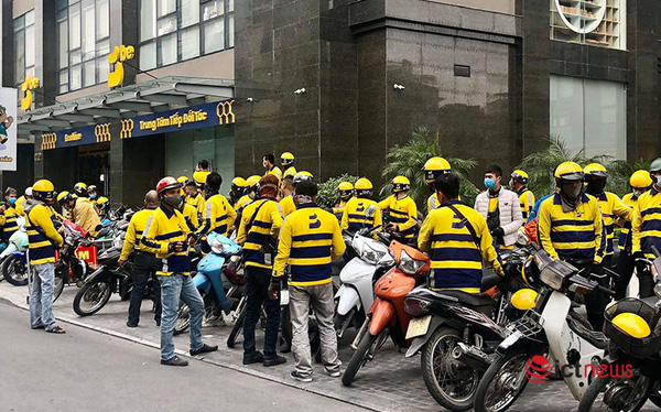 Sau Grab, beBike âm thầm cắt tiền thưởng, Gojek tăng giá cước các dịch vụ - Ảnh 1.