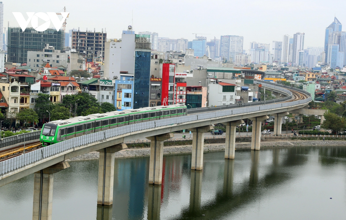 Bắt đầu vận hành thử nghiệm toàn hệ thống đường sắt Cát Linh - Hà Đông, tàu chạy liên tục từ 5h đến 23h - Ảnh 1. Bắt đầu vận hành thử nghiệm toàn hệ thống đường sắt Cát Linh - Hà Đông, tàu chạy liên tục từ 5h đến 23h - Ảnh 1.