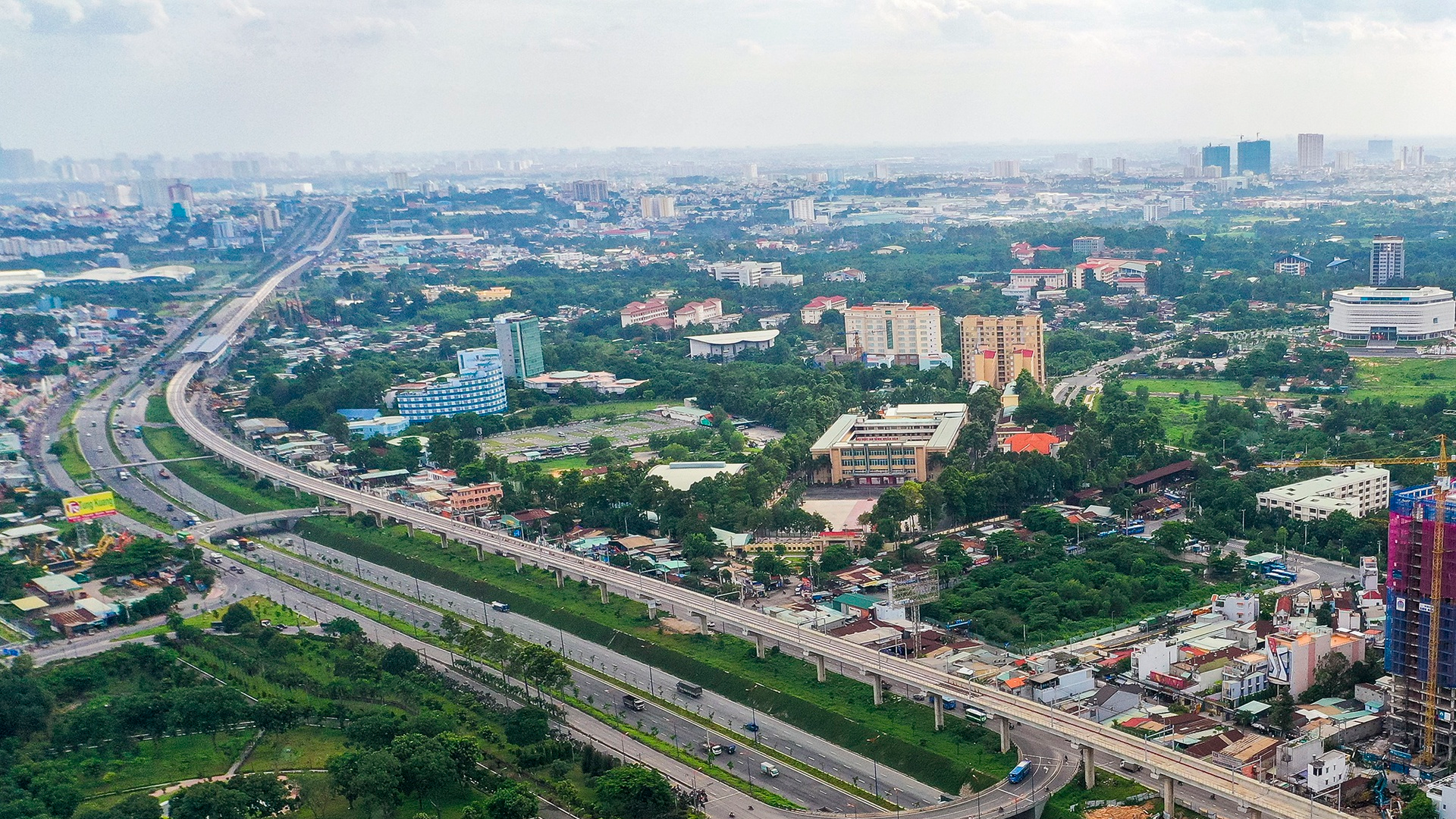 TS. Sử Ngọc Khương: Xây dựng TP Thủ Đức cần nhìn lại bài học Thủ Thiêm - Ảnh 1. TS. Sử Ngọc Khương: Xây dựng TP Thủ Đức cần nhìn lại bài học Thủ Thiêm - Ảnh 1.