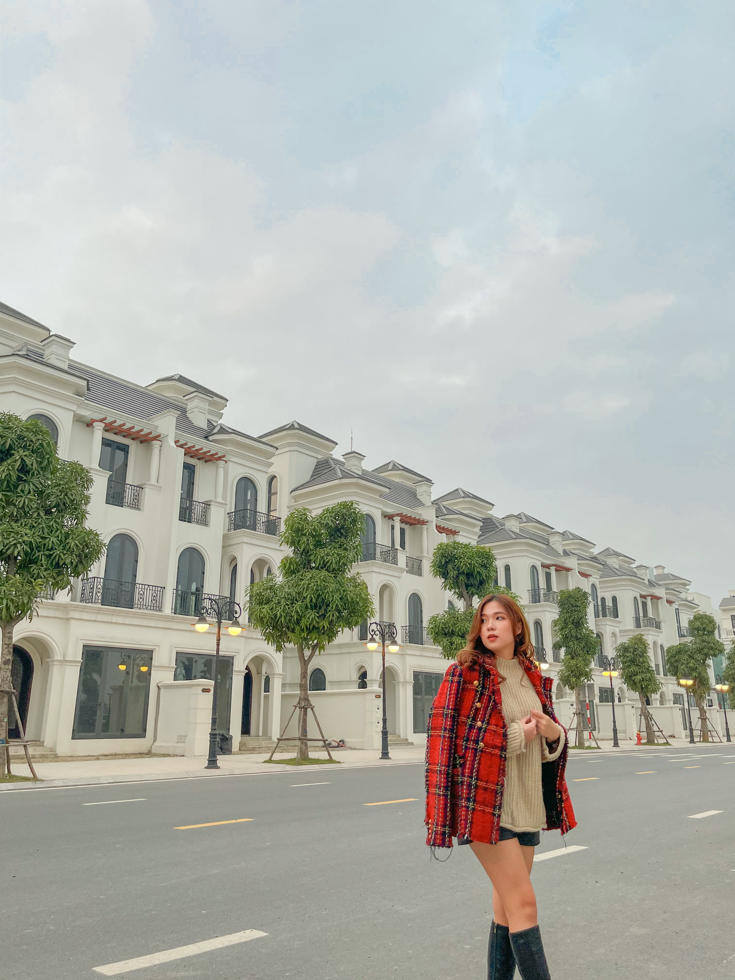 Gợi ý những địa điểm chụp ảnh mới lạ mùa Noel năm nay tại Hà Nội - Ảnh 9. Gợi ý những địa điểm chụp ảnh mới lạ mùa Noel năm nay tại Hà Nội - Ảnh 9.