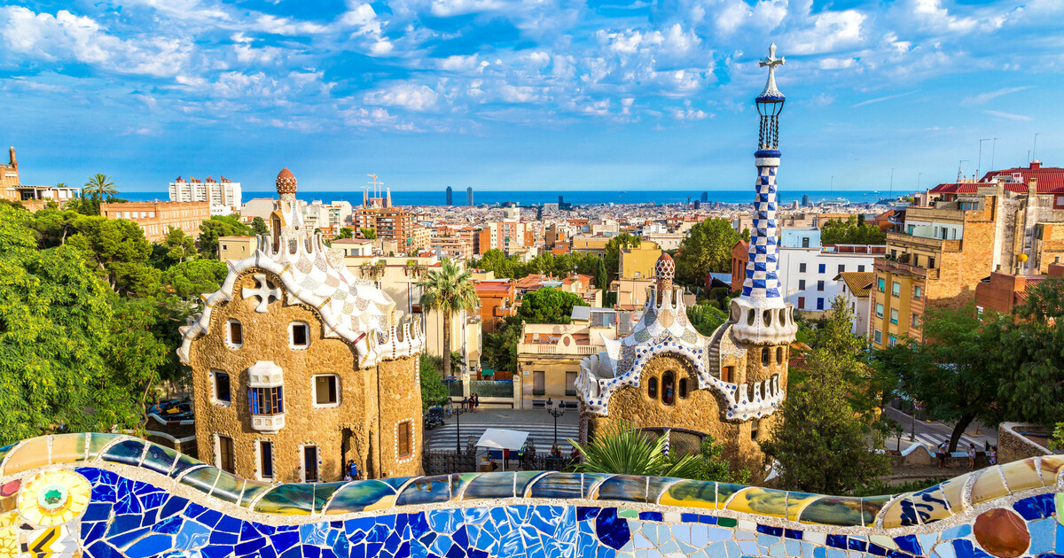 Trải nghiệm du lịch ảo đến Barcelona, thành phố xinh đẹp và quyến rũ nhất Tây Ban Nha - Ảnh 4.