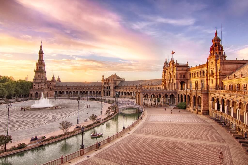 Trải nghiệm du lịch ảo đến Barcelona, thành phố xinh đẹp và quyến rũ nhất Tây Ban Nha - Ảnh 2.