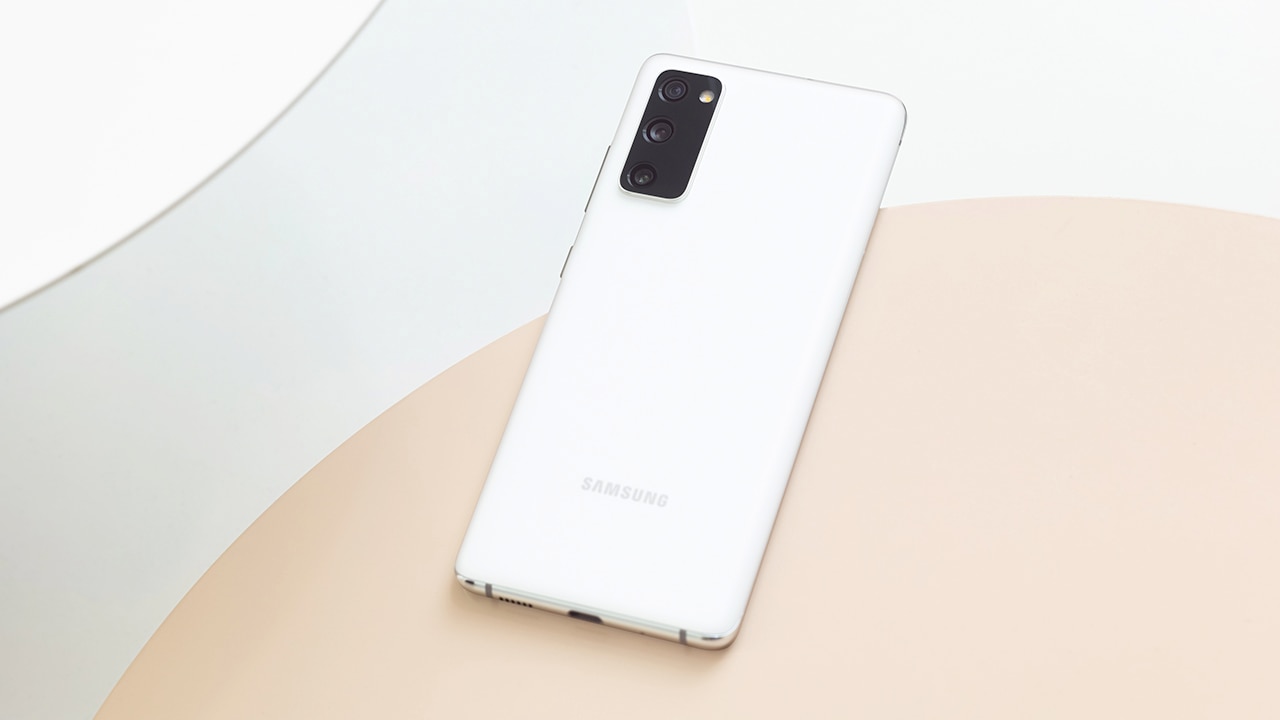 Samsung Galaxy S21 sớm ra mắt đầu năm 2021, có giá rẻ hơn Galaxy S20 - Ảnh 4. Samsung Galaxy S21 sớm ra mắt đầu năm 2021, có giá rẻ hơn Galaxy S20 - Ảnh 4.