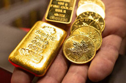 Giá vàng hôm nay 21/12: Vàng SJC tăng thêm 200.000 đồng/lượng trong phiên đầu tuần