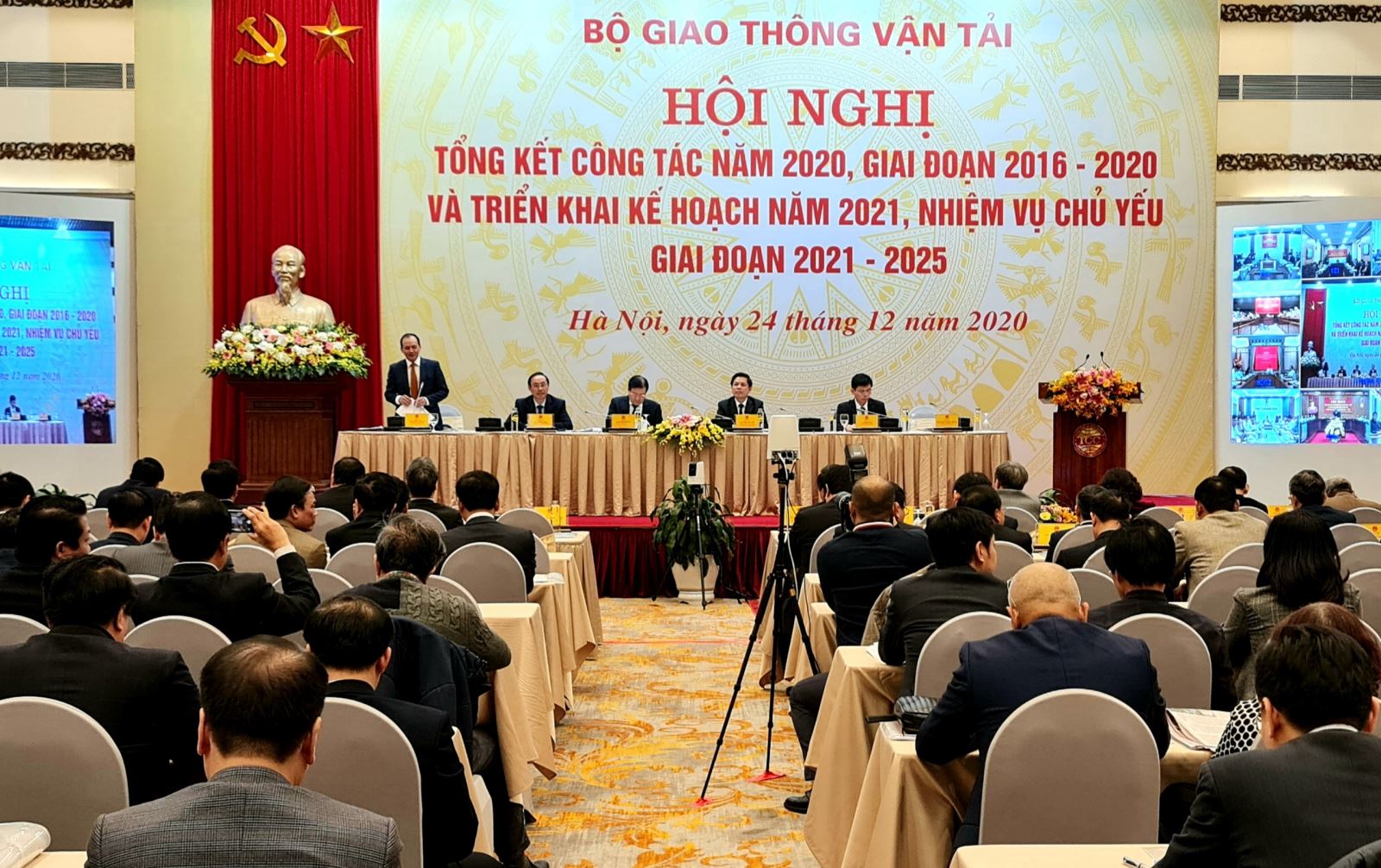 Trong 10 năm, Việt Nam sẽ xây thêm 3.000 km đường cao tốc - Ảnh 2. Trong 10 năm, Việt Nam sẽ xây thêm 3.000 km đường cao tốc - Ảnh 2.