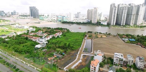 Xu hướng phát triển thị trường bất động sản TP.HCM năm 2021 - Ảnh 2.