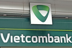Kế toán trưởng Vietcombank bán vượt lượng cổ phiếu đăng ký trong ngày 18/12