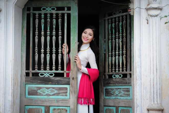 Dịp Tết Dương lịch, chụp ngay bộ ảnh áo dài thướt tha tại 5 địa điểm nổi tiếng ở Hà Nội - Ảnh 15. Dịp Tết Dương lịch, chụp ngay bộ ảnh áo dài thướt tha tại 5 địa điểm nổi tiếng ở Hà Nội - Ảnh 15.