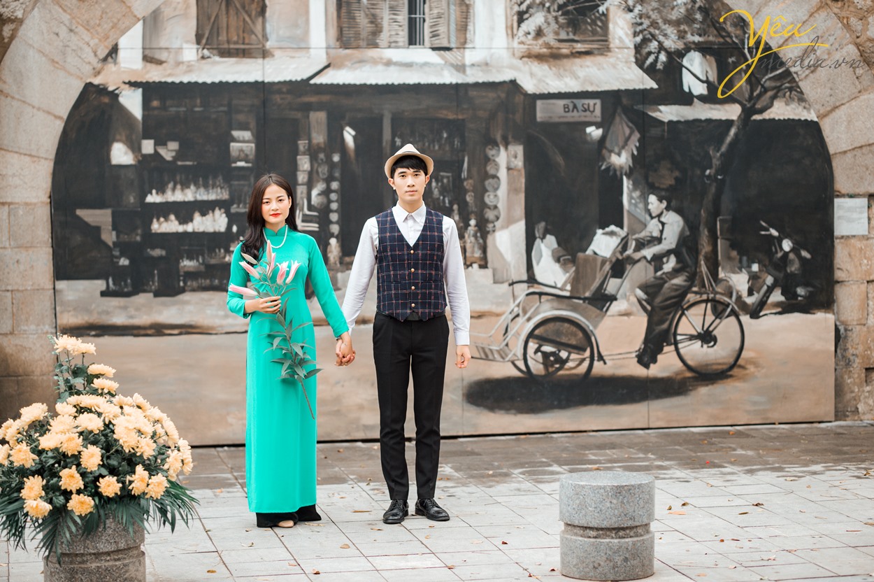 Dịp Tết Dương lịch, chụp ngay bộ ảnh áo dài thướt tha tại 5 địa điểm nổi tiếng ở Hà Nội - Ảnh 8. Dịp Tết Dương lịch, chụp ngay bộ ảnh áo dài thướt tha tại 5 địa điểm nổi tiếng ở Hà Nội - Ảnh 8.