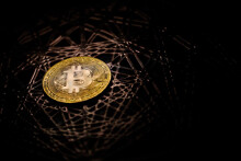 Điểm yếu lớn nhất của bitcoin qua các vụ tấn công mạng