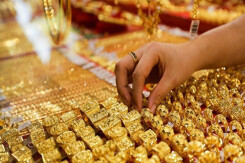 Giá vàng hôm nay 31/12: SJC tiếp đà tăng do đồng USD rơi xuống mức thấp