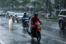 Thời tiết Đà Nẵng hôm nay 31/12: Không khí lạnh mạnh tiếp tục gây mưa to và rét, Đà Lạt mưa lạnh
