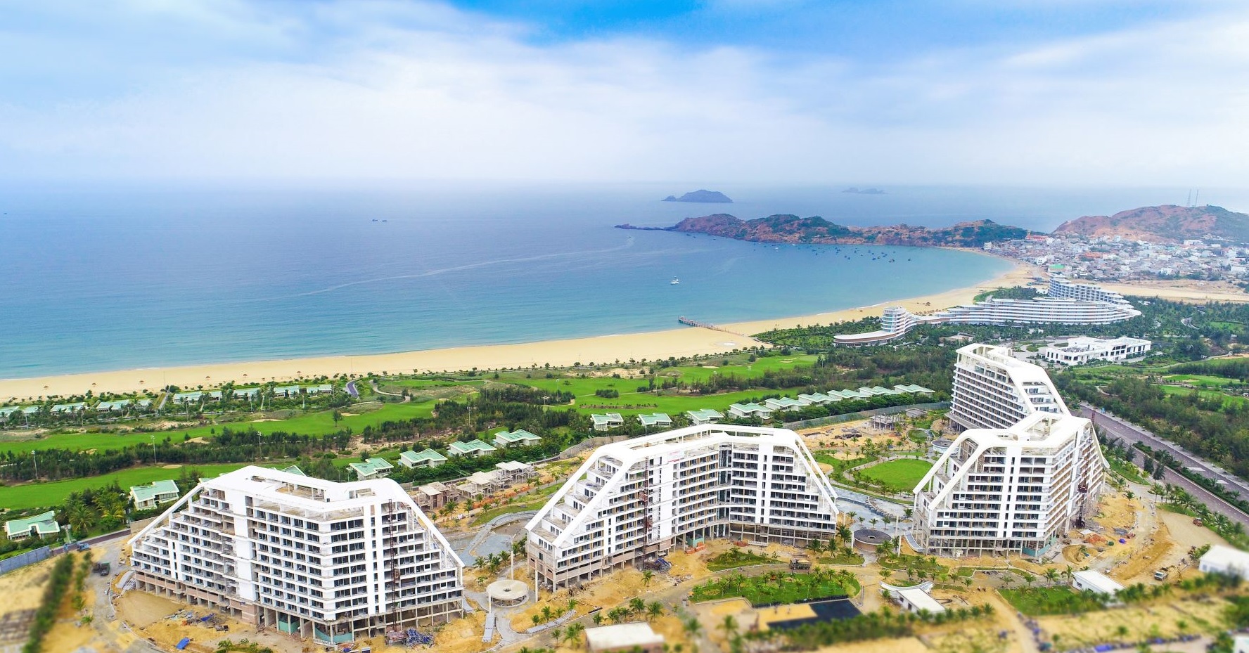Tập đoàn FLC báo cáo tiến độ khu du lịch nghìn tỉ ở Quảng Trị - Ảnh 1.