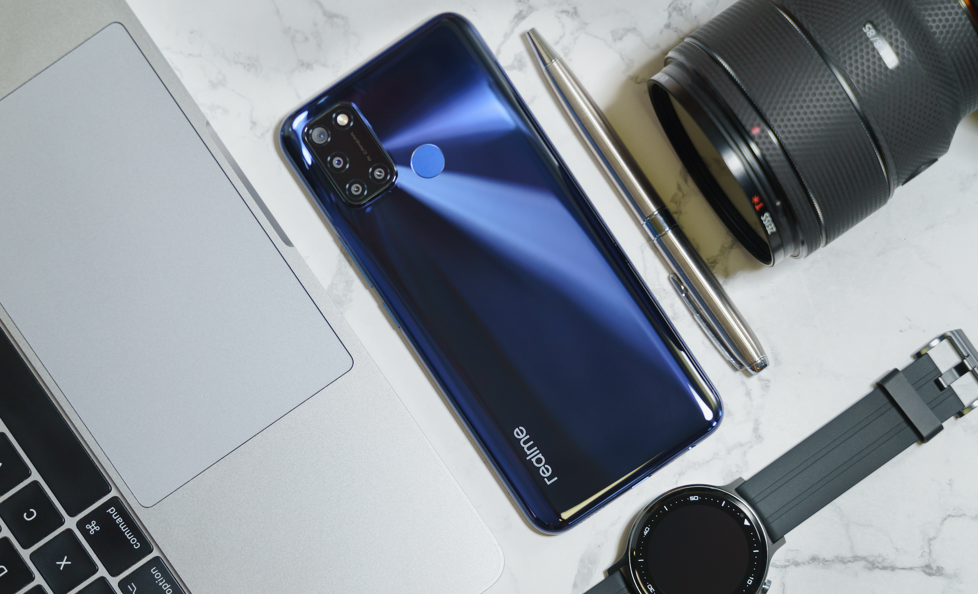 Thị trường điện thoại và đồng hồ tháng 12 thêm sức nóng từ Realme - Ảnh 7. Thị trường điện thoại và đồng hồ tháng 12 thêm sức nóng từ Realme - Ảnh 7.