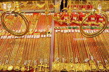 Dự báo giá vàng 10/12: Giảm thêm khi thị trường thế giới vẫn ‘lao dốc’?
