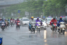 Thời tiết Đà Nẵng hôm nay 9/12: Mưa lạnh về đêm và sáng, Đà Lạt chiều tối mưa