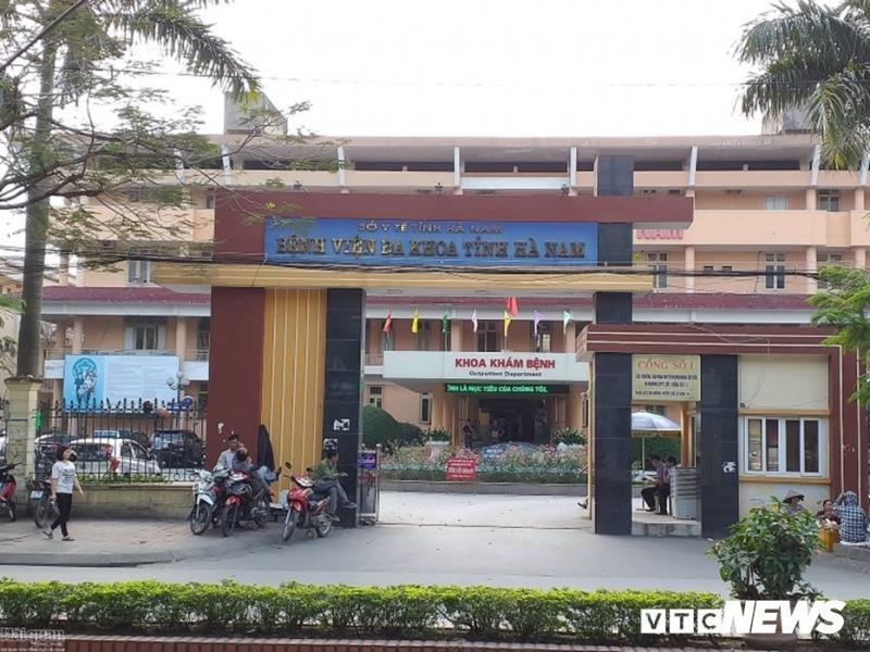 Nhân viên Công ty Trường Sinh dương tính trở lại sau 3 ngày ra viện - Ảnh 1. Nhân viên Công ty Trường Sinh dương tính trở lại sau 3 ngày ra viện - Ảnh 1.