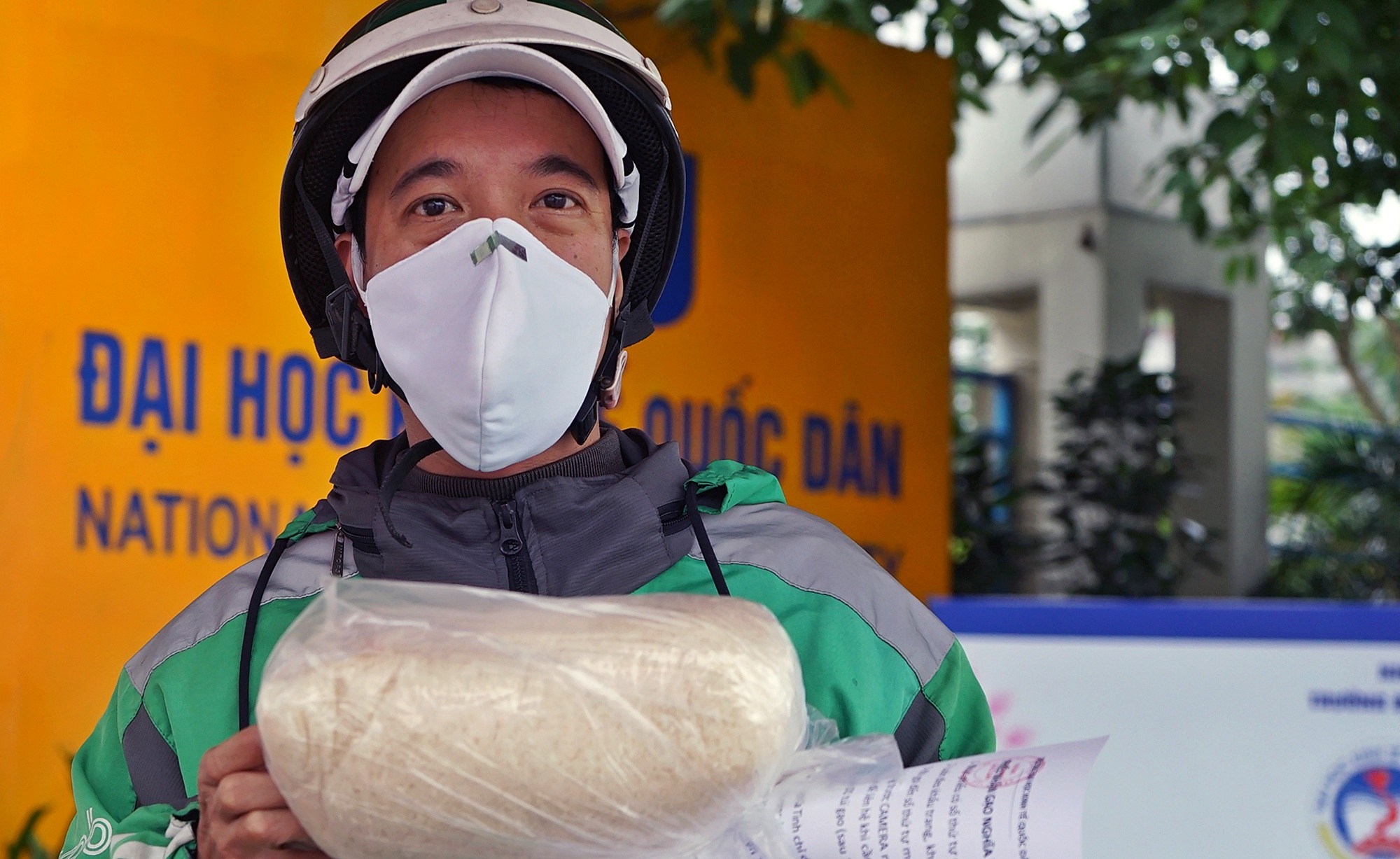 Hệ thống nhận diện khuôn mặt người dân để phát gạo miễn phí không quá 2 lần/tuần - Ảnh 11. Hệ thống nhận diện khuôn mặt người dân để phát gạo miễn phí không quá 2 lần/tuần - Ảnh 11.