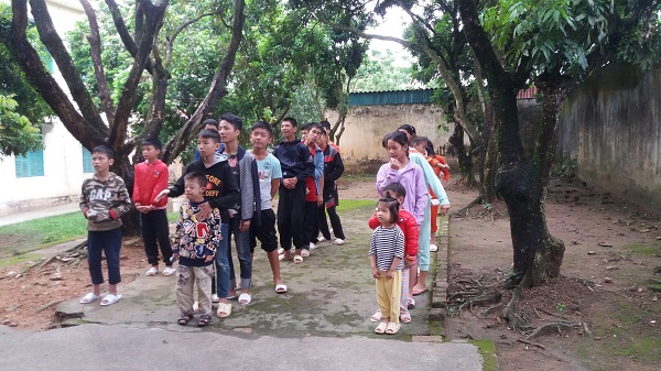 Người lang thang ở Hà Nội được đưa vào cơ sở xã hội để phòng dịch - Ảnh 1. Người lang thang ở Hà Nội được đưa vào cơ sở xã hội để phòng dịch - Ảnh 1.