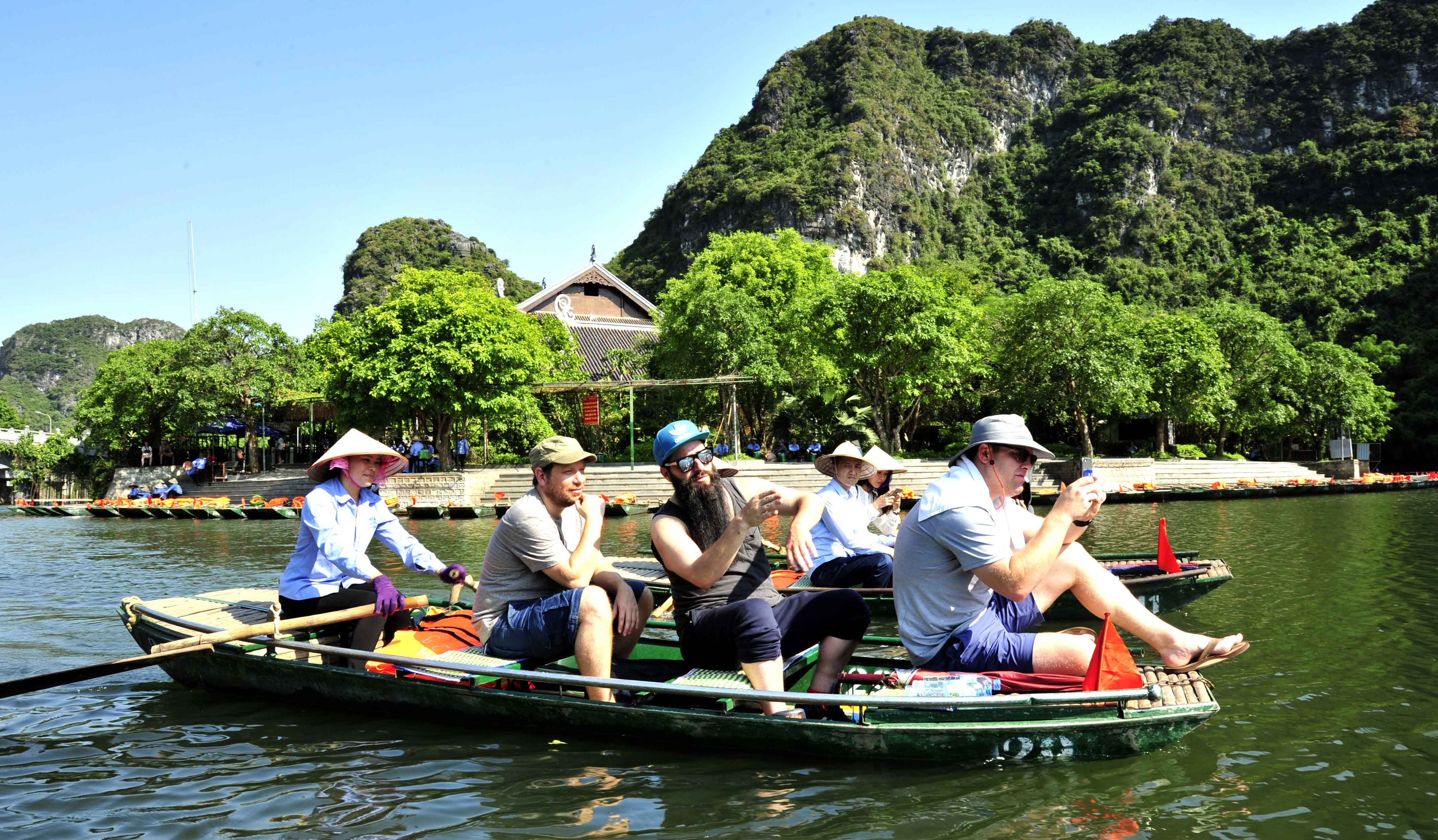 Ninh Bình: Kích cầu và giữ vững thương hiệu du lịch - Ảnh 1. Ninh Bình: Kích cầu và giữ vững thương hiệu du lịch - Ảnh 1.