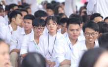 Nếu dịch bệnh diễn biến tốt, học sinh Hà Nội có thể đi học lại vào nửa đầu tháng 5