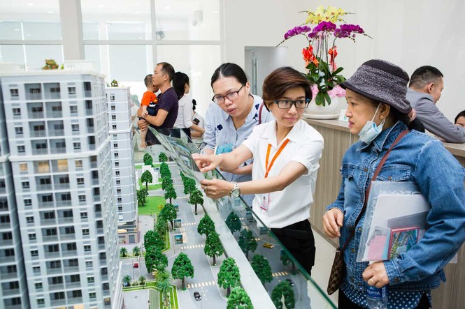 Dịch Covid-19: Kiến nghị cho người vay tiền mua nhà được giãn tiến độ trả nợ - Ảnh 1. Dịch Covid-19: Kiến nghị cho người vay tiền mua nhà được giãn tiến độ trả nợ - Ảnh 1.
