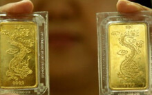 Giá vàng hôm nay 22/4: USD lên mạnh, đẩy giá vàng tụt sâu