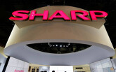 Sharp gặp khó ngay ngày đầu tiên bán khẩu trang y tế