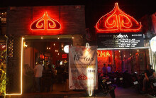 TP HCM dỡ lệnh cách li ổ dịch bar Buhhda, buộc phải tháo toàn bộ tranh ảnh, tượng phật