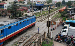 Đường sắt chạy thêm tàu địa phương phía Nam phục vụ nghỉ lễ 30/4 và 1/5