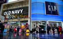 Covid-19 đẩy tập đoàn bán lẻ thời trang Gap đến khủng hoảng tiền mặt, phải dừng trả tiền thuê mặt bằng, đóng nhiều điểm kinh doanh