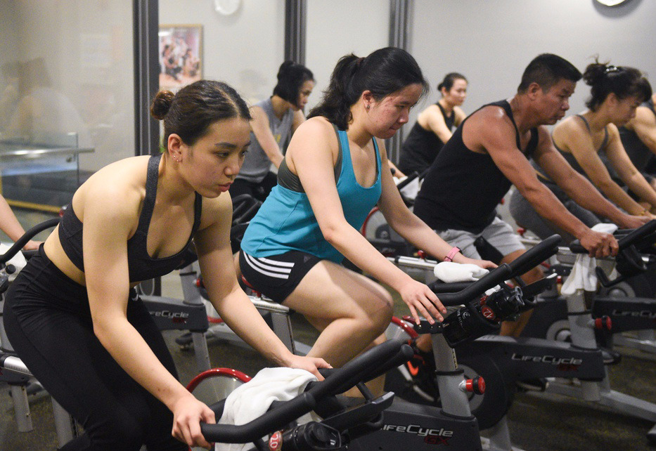 TP HCM ban hành tiêu chí an toàn phòng Covid-19 cho hoạt động thể dục thể thao, phòng gym rục rịch mở cửa lại - Ảnh 1. TP HCM ban hành tiêu chí an toàn phòng Covid-19 cho hoạt động thể dục thể thao, phòng gym rục rịch mở cửa lại - Ảnh 1.