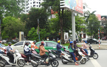 Nhịp sống tấp nập, hối hả của người dân TP Vinh sau chuỗi ngày cách li xã hội