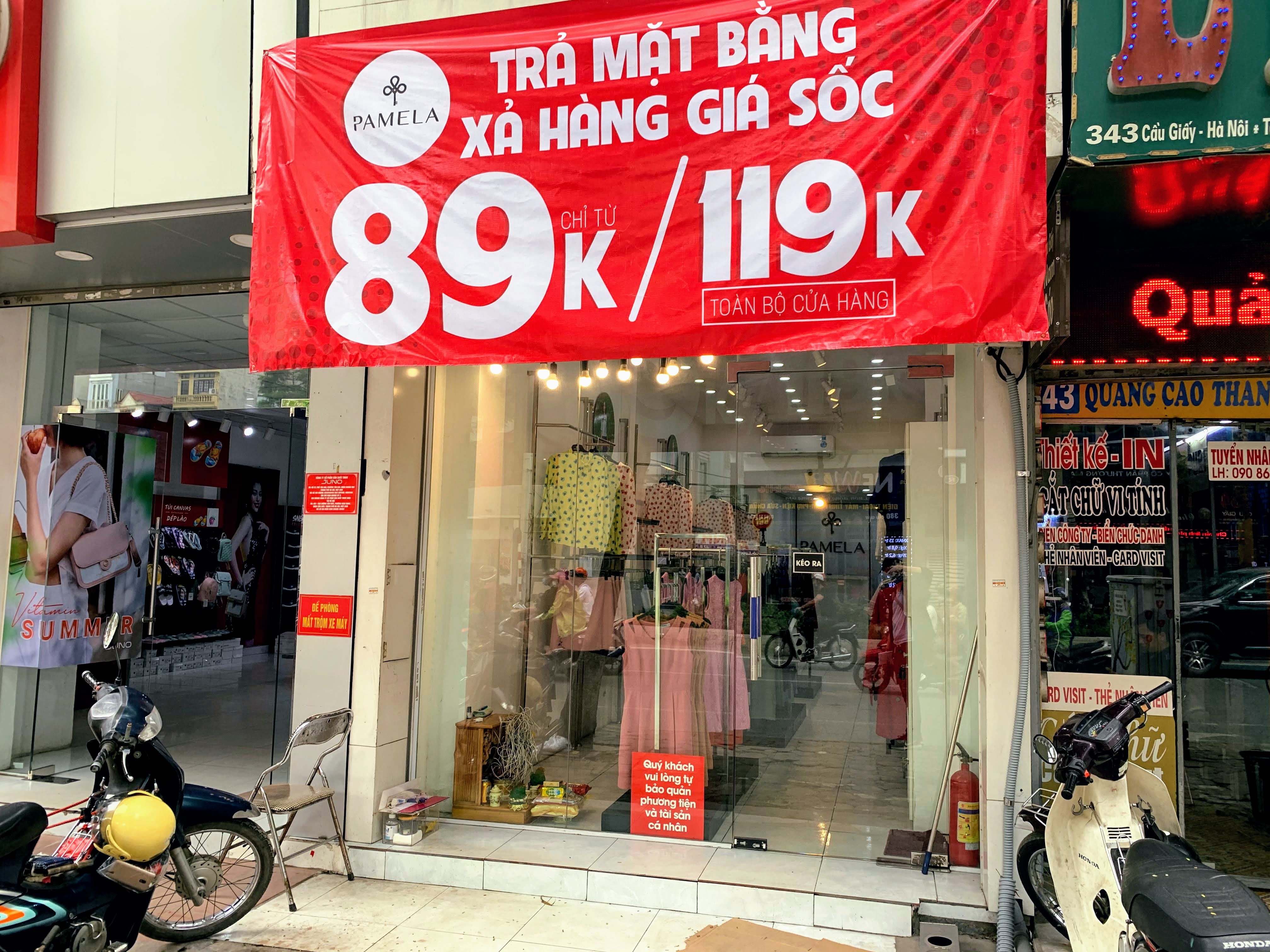 Khai trương cửa hàng mới, chuyển đổi kinh doanh, tuyển thêm nhân viên,... các doanh nghiệp Việt đang vực dậy sau bão Corona - Ảnh 15. Khai trương cửa hàng mới, chuyển đổi kinh doanh, tuyển thêm nhân viên,... các doanh nghiệp Việt đang vực dậy sau bão Corona - Ảnh 15.