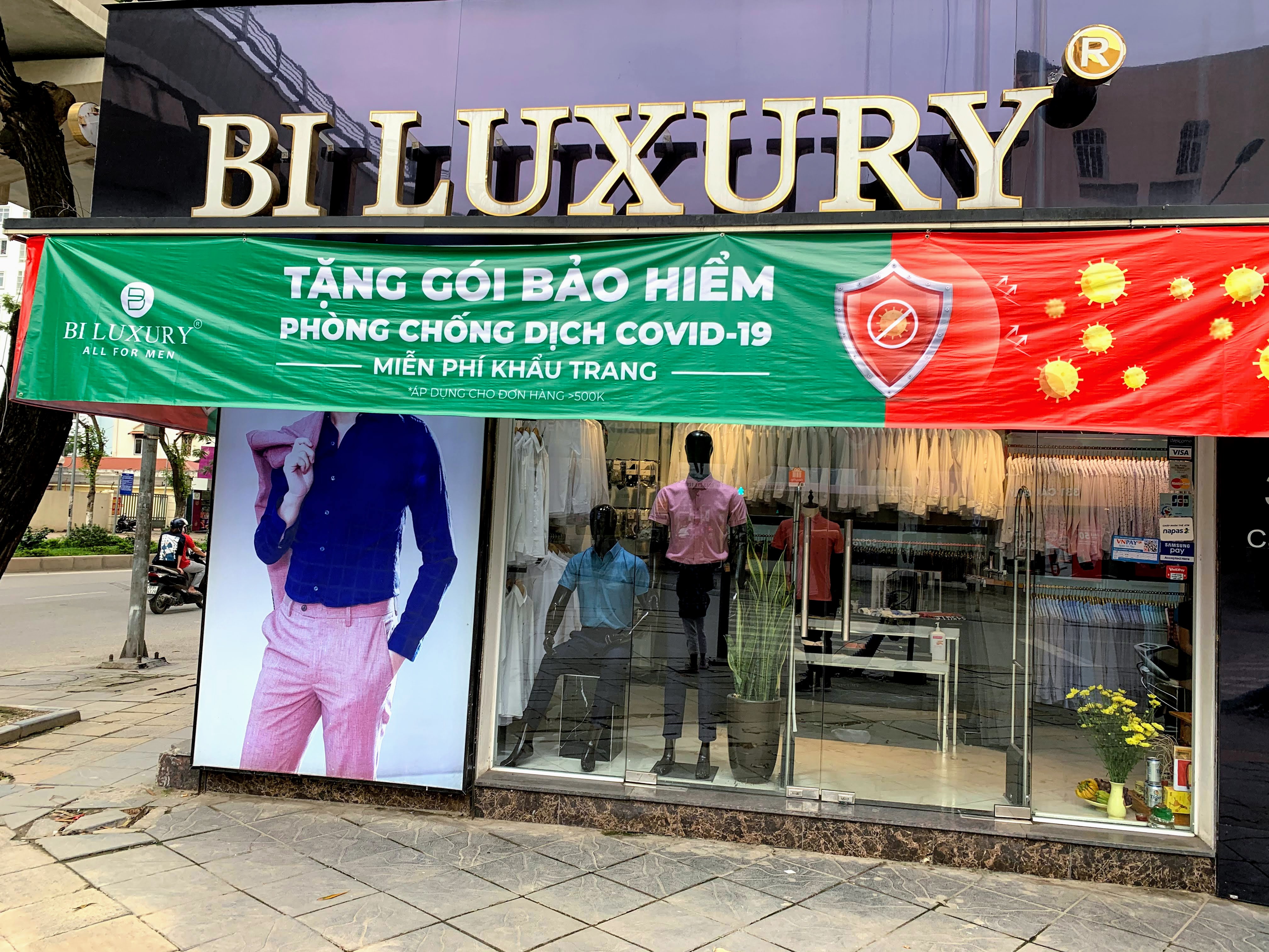 Khai trương cửa hàng mới, chuyển đổi kinh doanh, tuyển thêm nhân viên,... các doanh nghiệp Việt đang vực dậy sau bão Corona - Ảnh 8. Khai trương cửa hàng mới, chuyển đổi kinh doanh, tuyển thêm nhân viên,... các doanh nghiệp Việt đang vực dậy sau bão Corona - Ảnh 8.