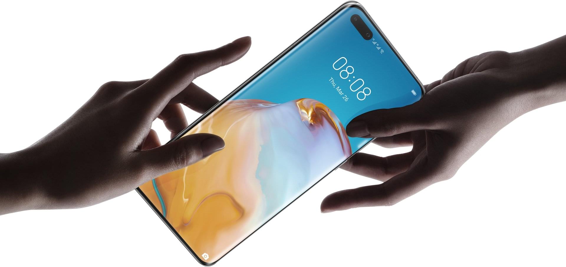 Huawei vẫn sử dụng linh kiện Mỹ vì sợ bán điện thoại mà không ai mua - Ảnh 2. Huawei vẫn sử dụng linh kiện Mỹ vì sợ bán điện thoại mà không ai mua - Ảnh 2.