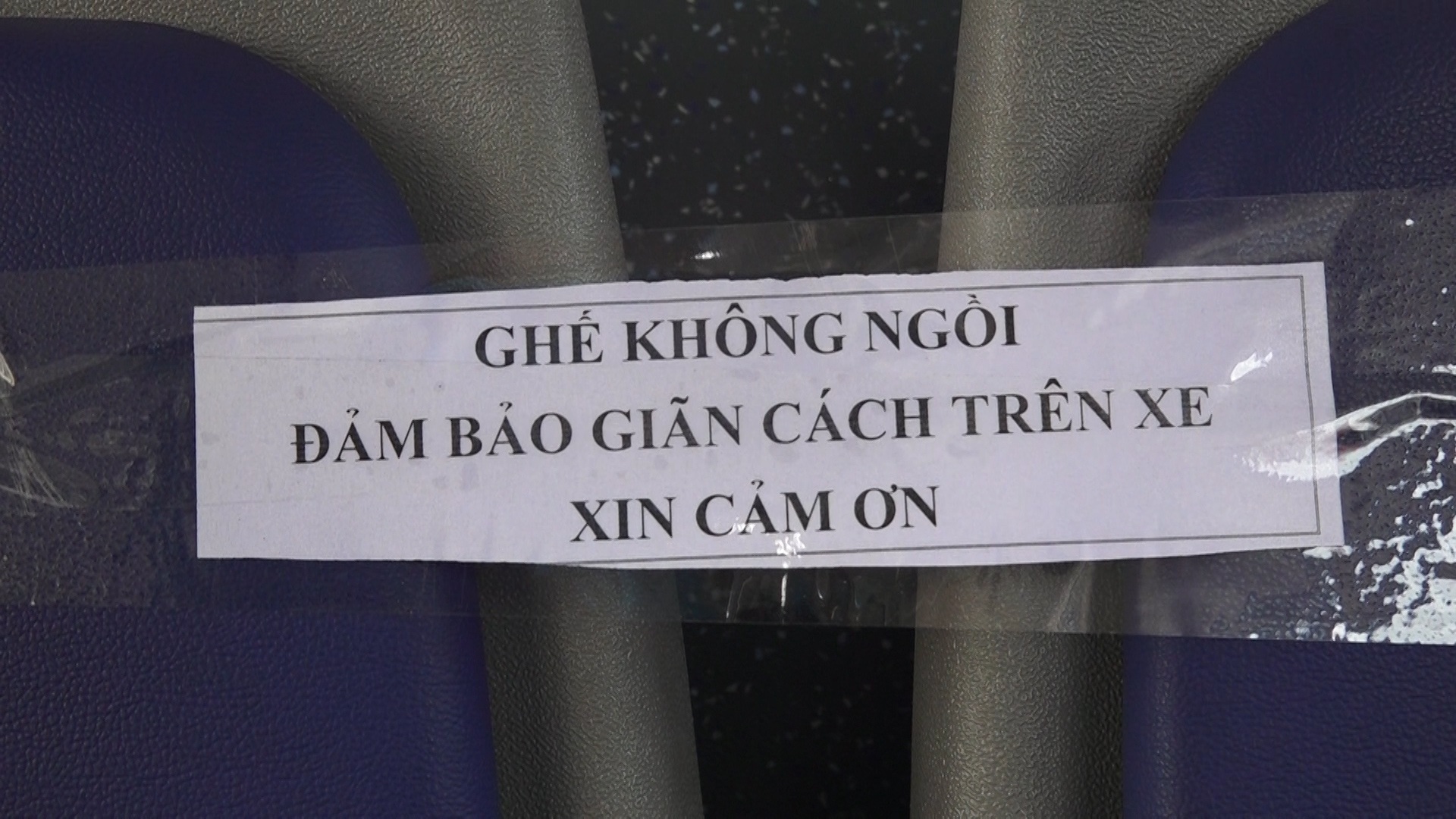 Hà Nội: Người dân hình thành nếp sống mới sau giãn cách xã hội - Ảnh 3.