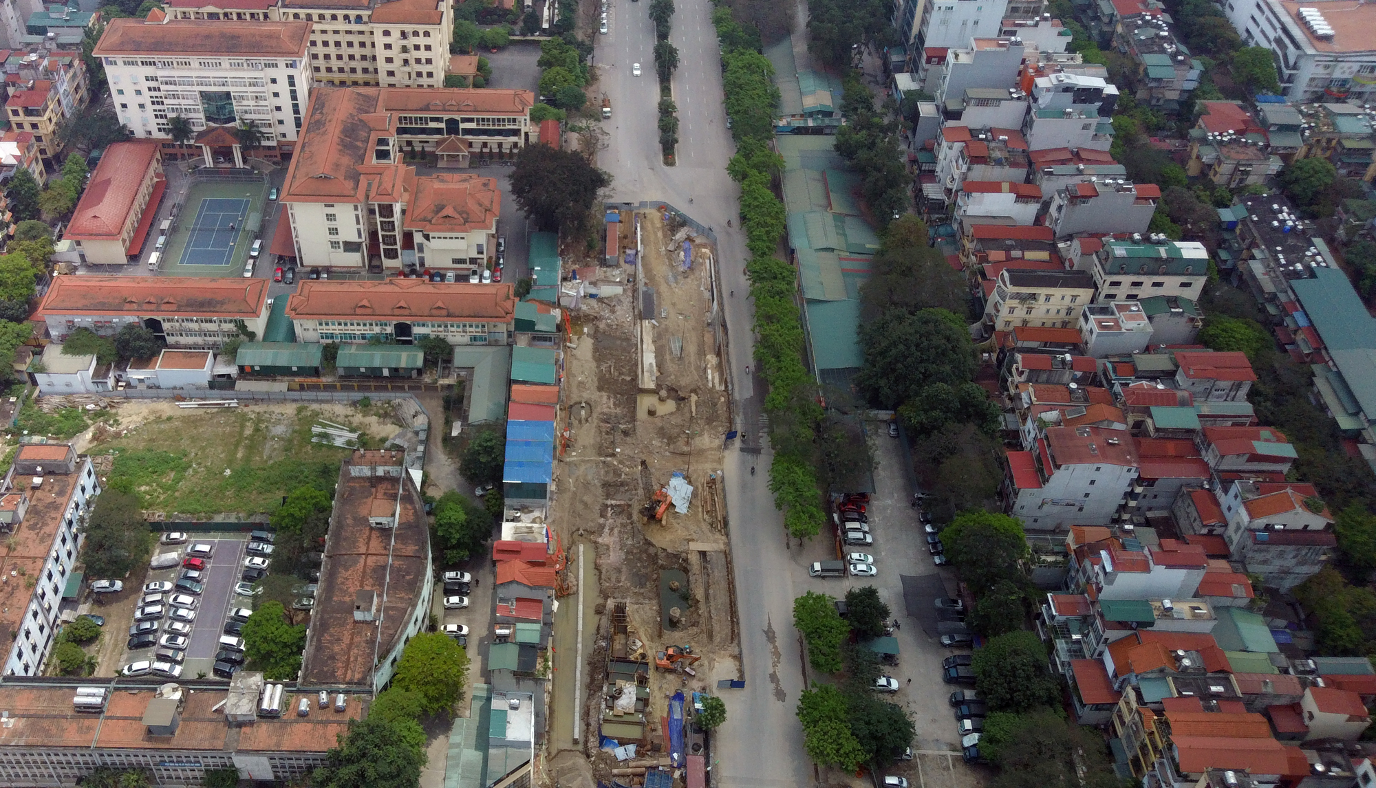 Toàn cảnh dự án cầu vượt hơn 500 tỉ đồng 'cứu' nút giao Nguyễn Văn Huyên - Hoàng Quốc Việt - Ảnh 4. Toàn cảnh dự án cầu vượt hơn 500 tỉ đồng 'cứu' nút giao Nguyễn Văn Huyên - Hoàng Quốc Việt - Ảnh 4.