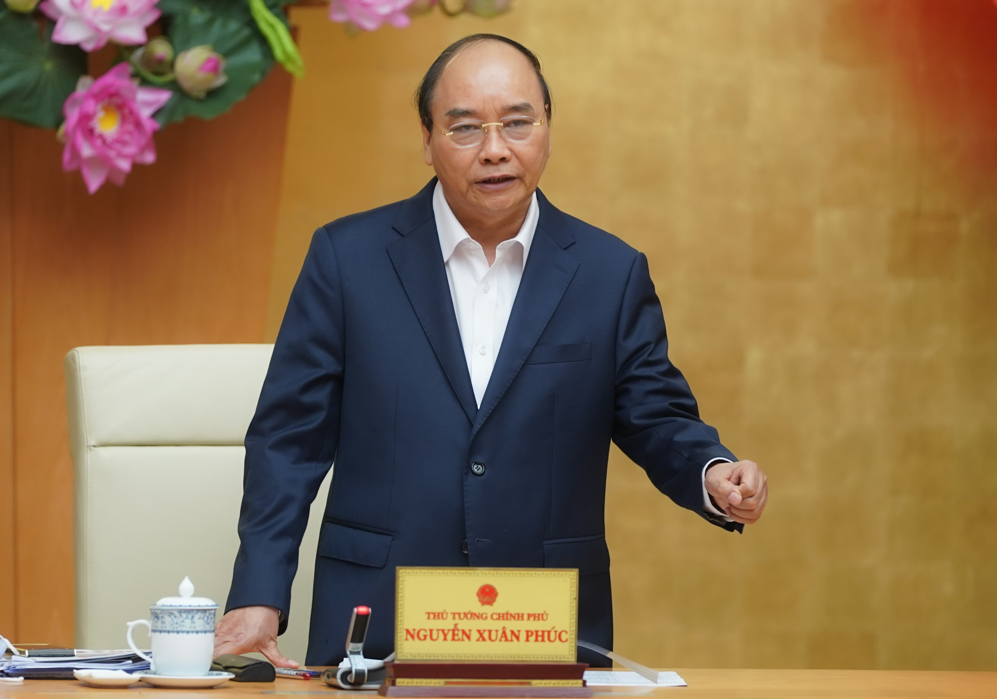 Thủ tướng yêu cầu địa phương tạo điều kiện cho sản xuất, kinh doanh, tăng tần suất bay nội địa - Ảnh 1.