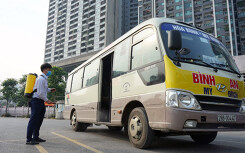 Bến xe ở Hà Nội vắng vẻ dịp nghỉ lễ 30/4 vì dịch Covid-19