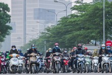 Chuyên gia y tế cảnh báo điều nguy hiểm nếu người dân ‘buông’ phòng bệnh