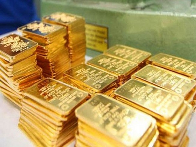 Giá vàng hôm nay 30/4: Tiếp đà giảm điểm, vàng sắp mất ngưỡng - Ảnh 2. Giá vàng hôm nay 30/4: Tiếp đà giảm điểm, vàng sắp mất ngưỡng - Ảnh 2.