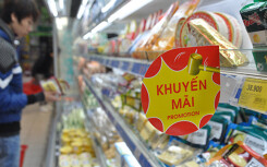 Giá cả thị trường hôm nay 30/4: Siêu thị rầm rộ khuyến mãi thịt heo, thịt bò tươi sống cho kì nghỉ lễ dài