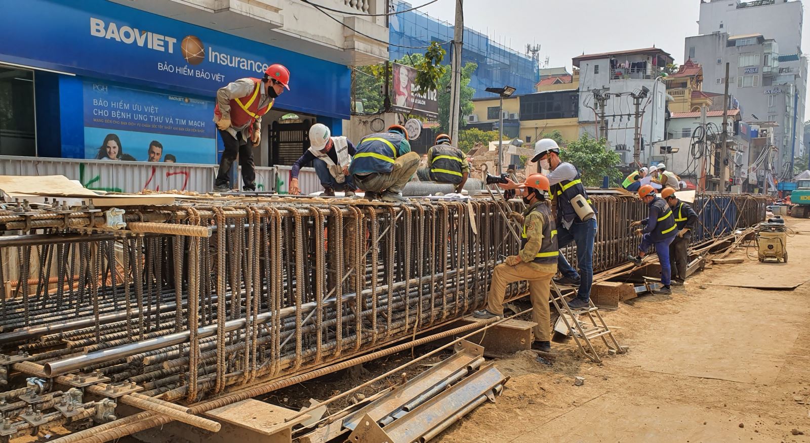Thi công ga ngầm đường sắt đô thị Nhổn - Ga Hà Nội dưới độ sâu 19 m - Ảnh 12. Thi công ga ngầm đường sắt đô thị Nhổn - Ga Hà Nội dưới độ sâu 19 m - Ảnh 12.